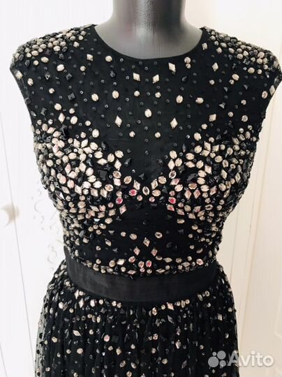 Вечернее платье со стразами
