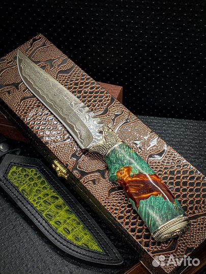 Нож из дамасской стали