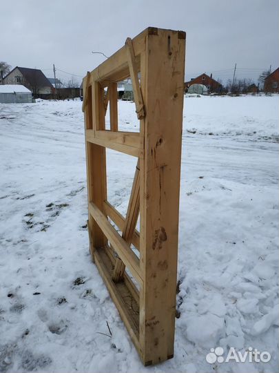 Деревянный оконный блок