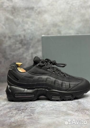 Кроссовки Nike Air Max 95 эргономичные