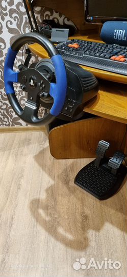 Игровой руль ThrustMaster T150 с педалями