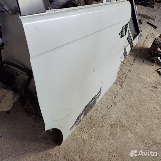 Дверь боковая правая Honda Elysion RR 2007