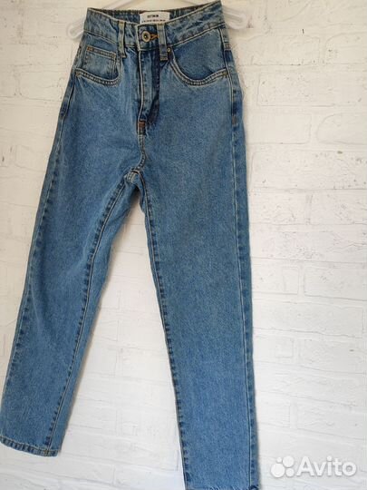 Джинсы