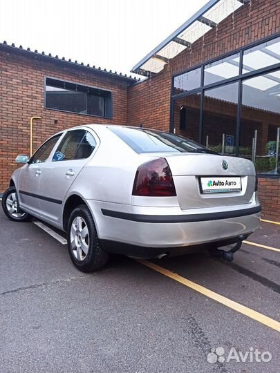 Skoda Octavia 1.6 МТ, 2005, 380 000 км