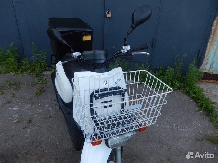 Скутер Yamaha Gear со всеми опциями без РФ