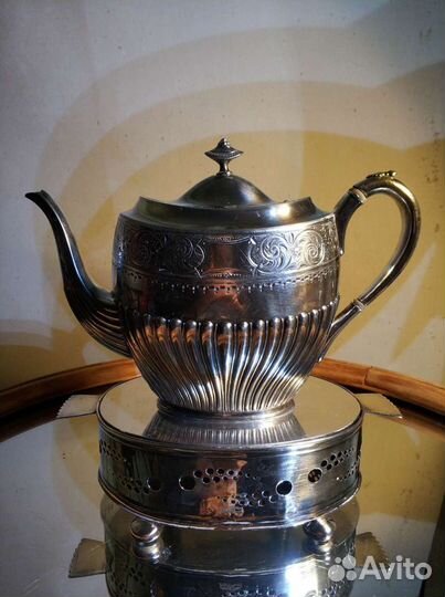 Бульотка/чайник на подогреве Англия антик