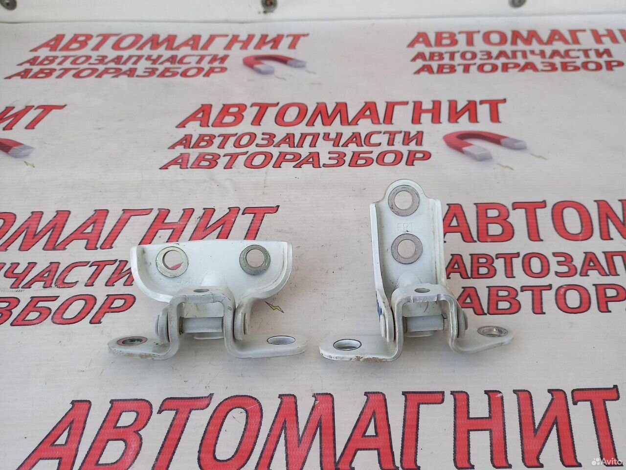 Петля двери задней правой Киа Рио X-Line