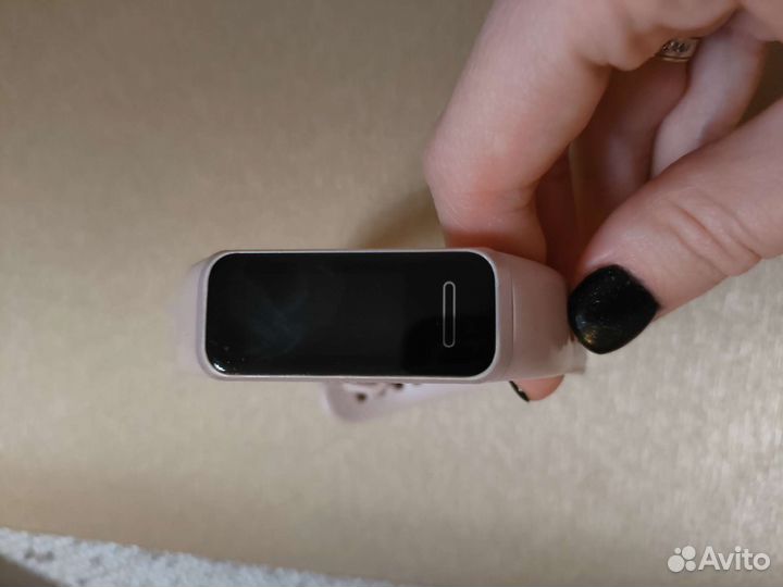 Смарт часы huaweiband4