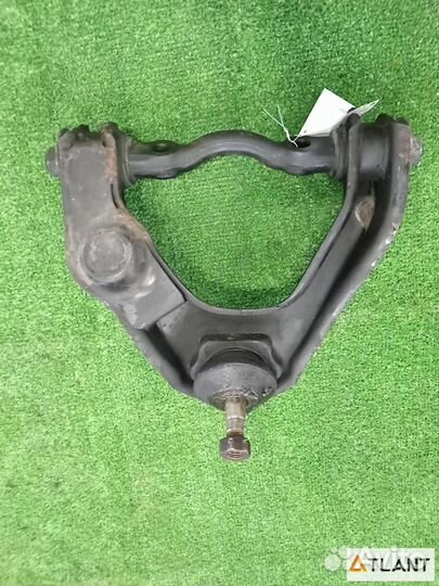 Рычаг передний правый nissan caravan