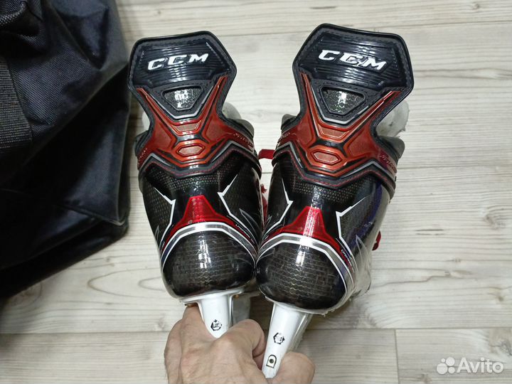 Коньки CCM JetSpeed FT2