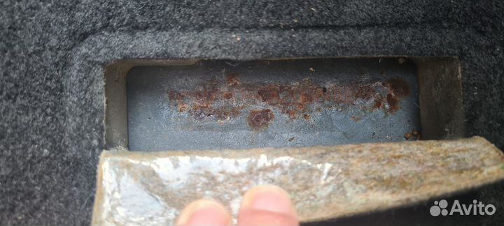 Очистка вин номера лазером