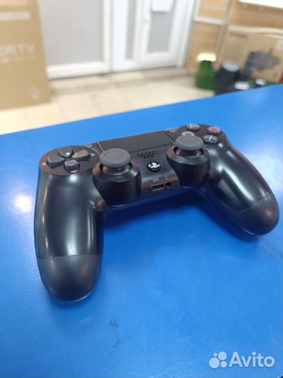 Геймпад Sony PS4