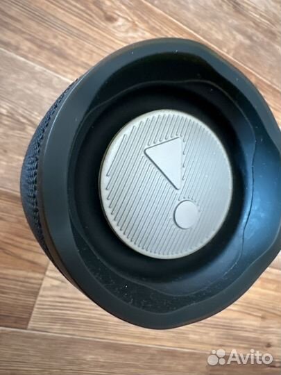 Колонка jbl charge 4