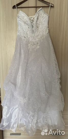 Свадебное платье 46