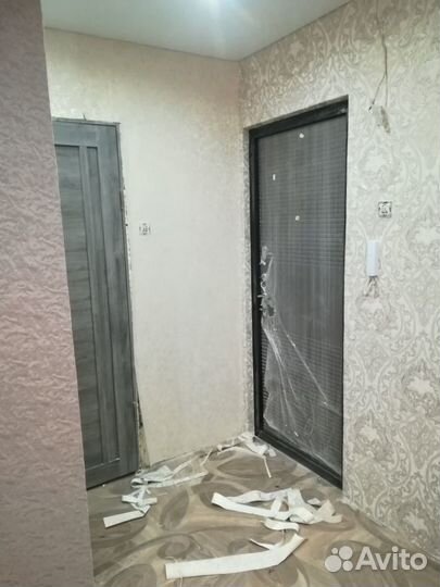 Поклейка обоев