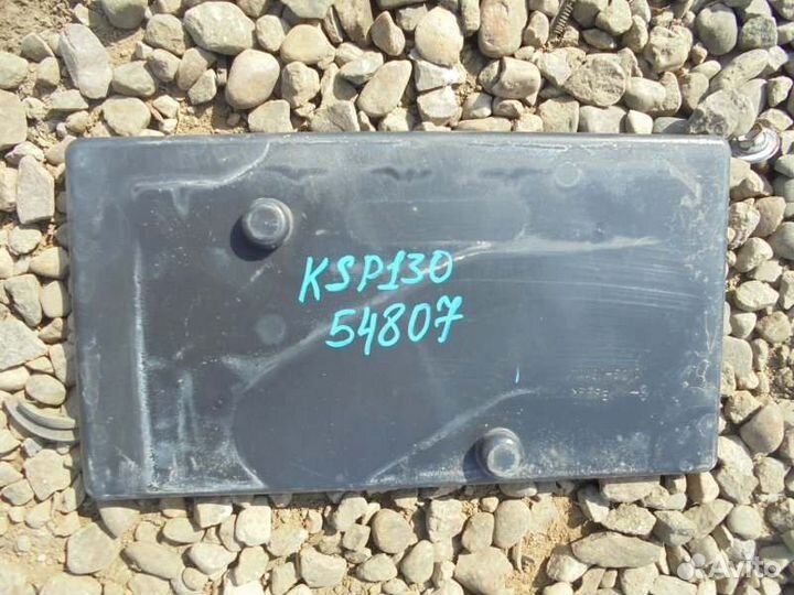 Подставка под аккумулятор Toyota Vitz KSP130