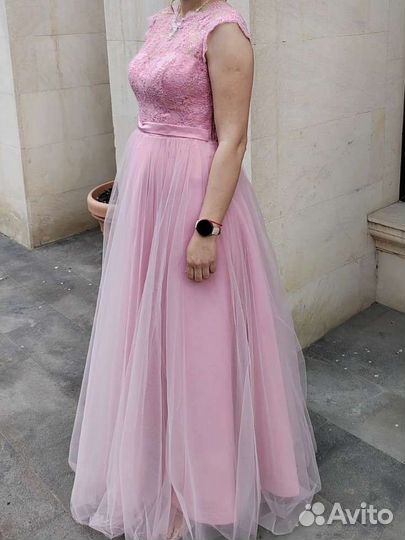 Вечернее платье