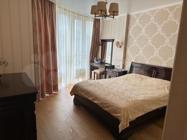 3-к. квартира, 104 м², 6/9 эт.