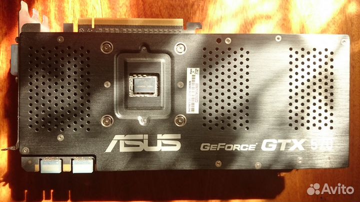 Видеокарта Asus GTX570 Direct cuii