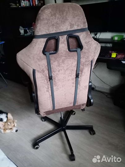 Игровой компьютерный стул