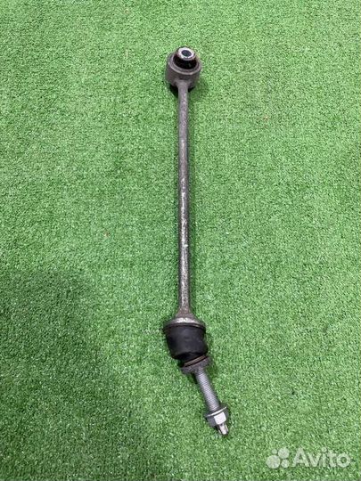 Стойка стабилизатора передняя левая Mercedes-Benz