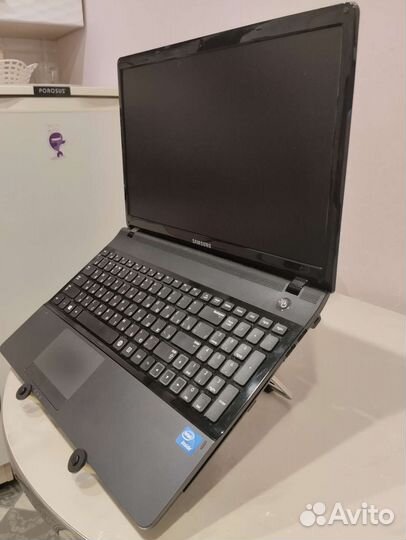 Samsung NP 310E5C
