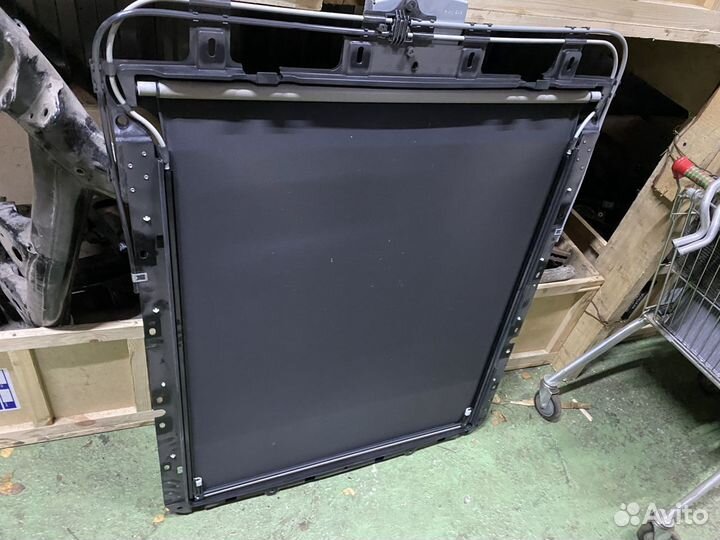 Шторка солнцезащитная для Nissan Pathfinder (R52)