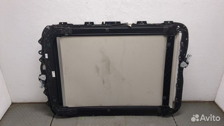 Люк Volvo XC40, 2019