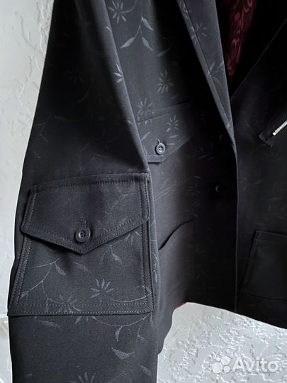 Женский жакет концепт