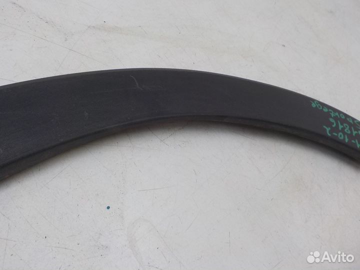 Накладка крыла переднего правого Kia Sportage 2010