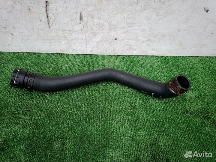 Патрубок радиатора верхний Ford Fusion