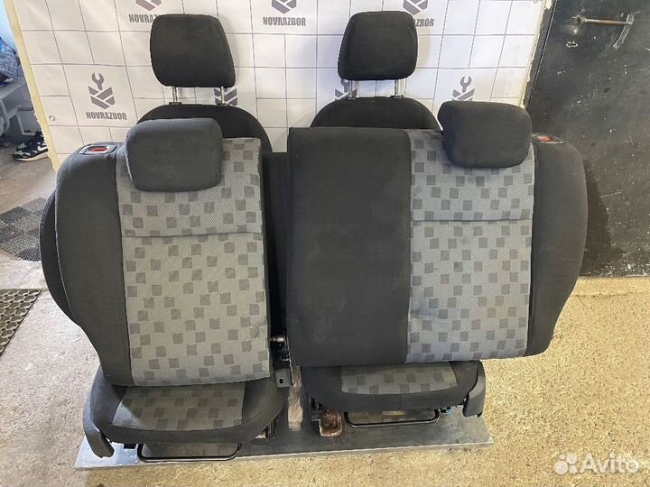 Сиденья комплект Ford Focus 2 08-11