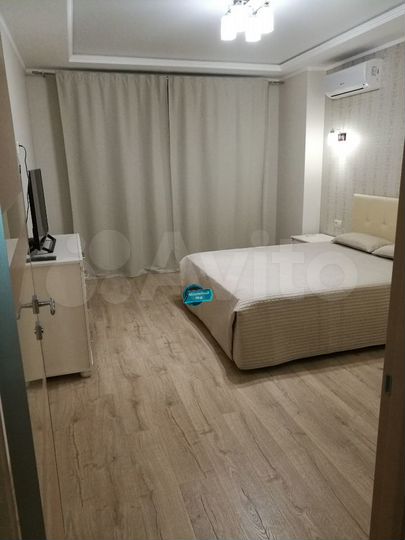 2-к. квартира, 85 м², 7/16 эт.