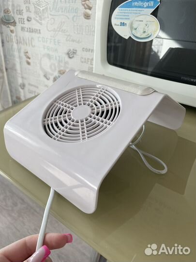 Маникюрный пылесос