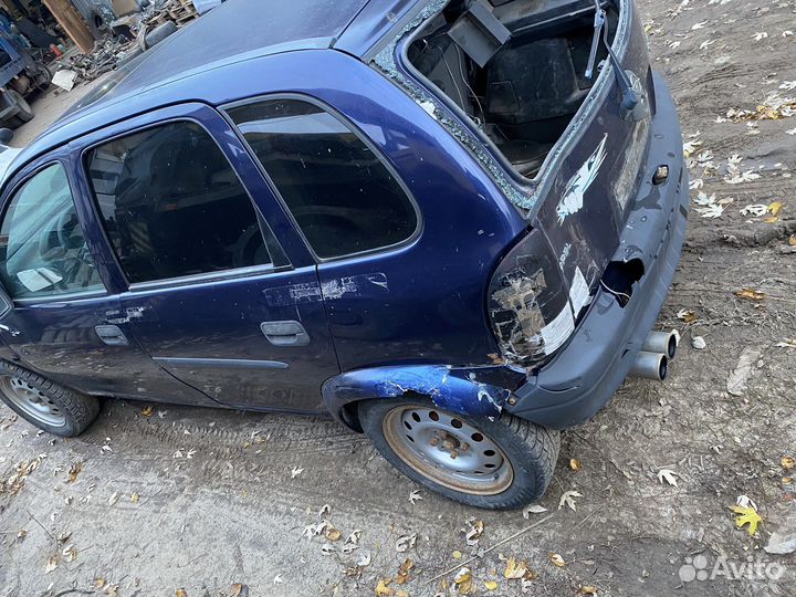 В разбор на запчасти opel corsa b