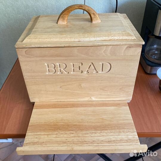 Хлебница деревянная большая