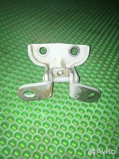 Петля двери задняя левая Hyundai Solaris 2 G4FG