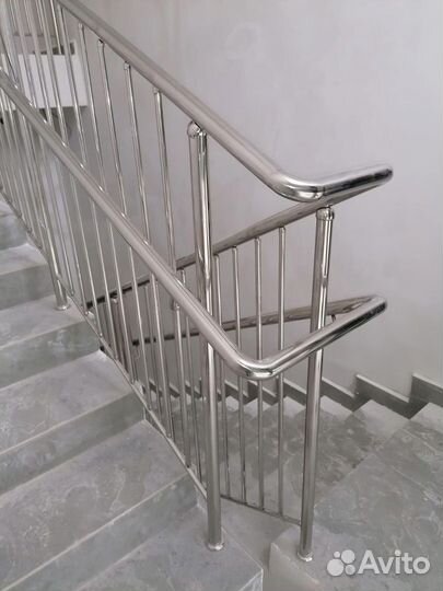 Перила из нержавеющей стали и пвх