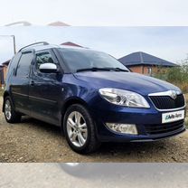 Skoda Roomster 1.6 AT, 2011, 175 000 км, с пробегом, цена 665 000 руб.