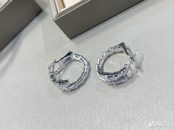 Золотые серьги Bvlgari 10 гр, 1.3 ct