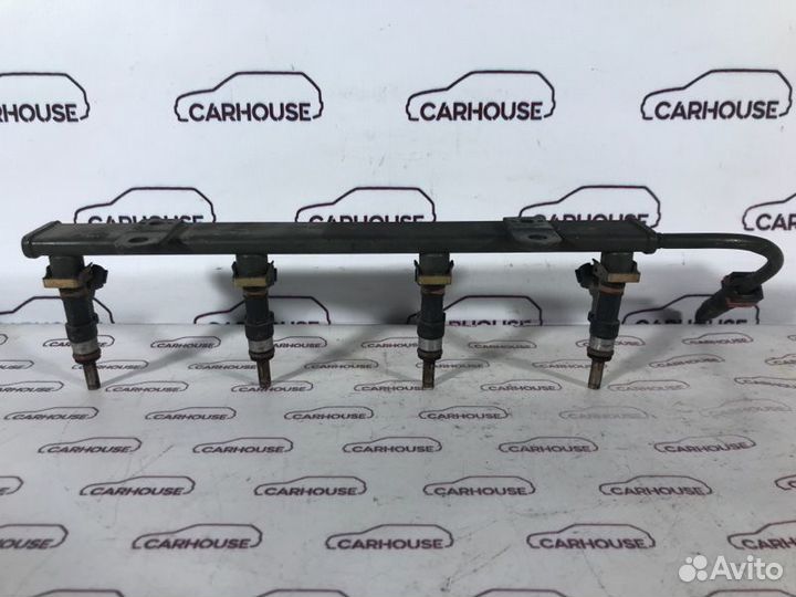 Рампа топливная Mitsubishi Outlander XL 2.4 4B12