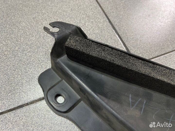 Планка телевизора Nissan Teana L33