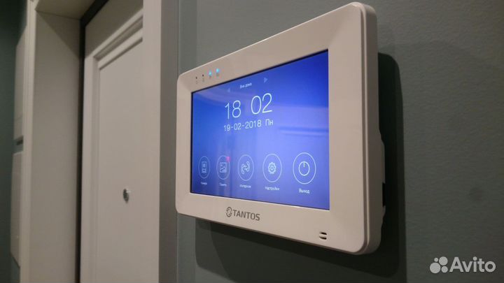 Установка комплекта видеонаблюдения