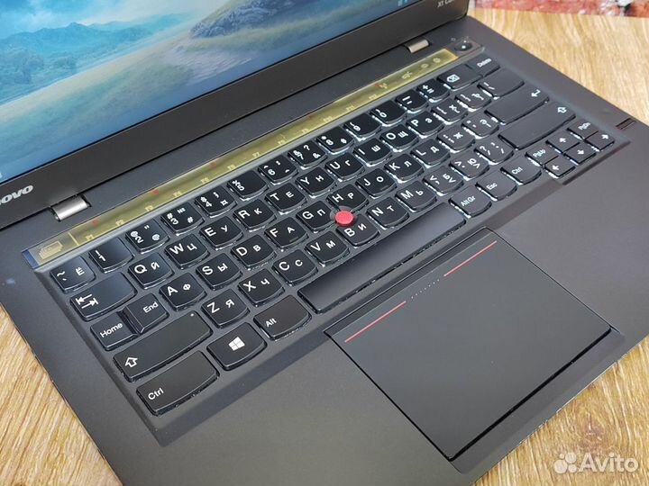 Лёгкий Lenovo Core i5 4210U/8Gb/SSD 256/14