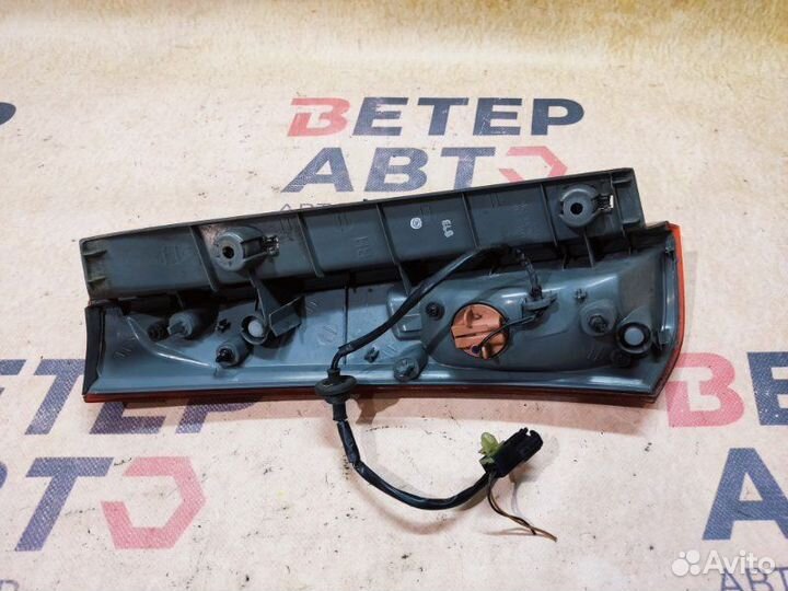 Фонарь задний правый верхний Kia Ceed Универсал