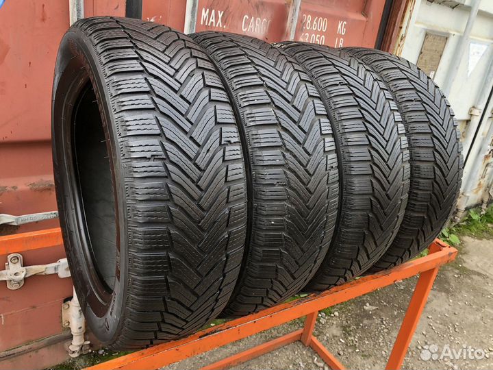 Michelin Alpin 6 205/55 R16