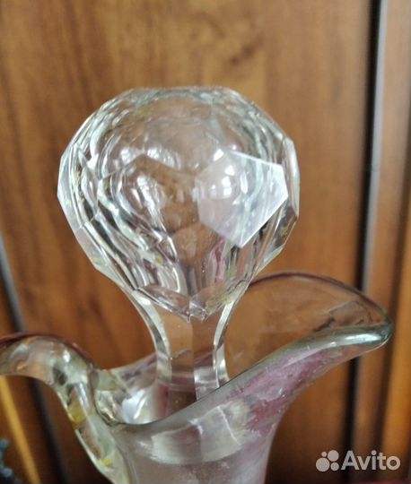 Пробка чешуйкой от графина