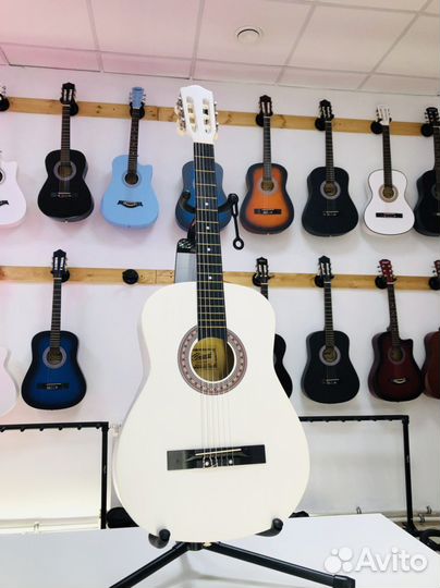 Гитара Belucci Новая (Нейлон струны)