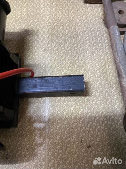 Лебедка электрическая автомобильная