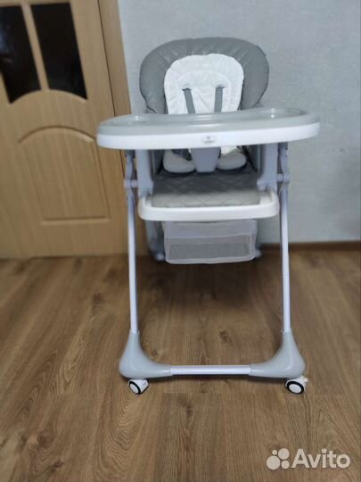 Стул для кормления Tommy Wow Wow